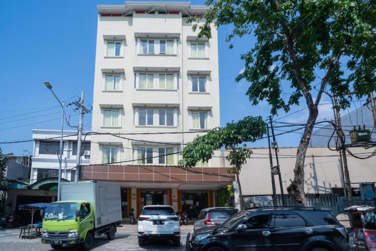 Reddoorz Plus Syariah Near Pasar Turi สุราบายา ภายนอก รูปภาพ